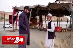 تسلط حیرت‌انگیز یک دست‌فروش ایرانی در چابهار به زبان انگلیسی و ۱۴ زبان دیگر! + فیلم