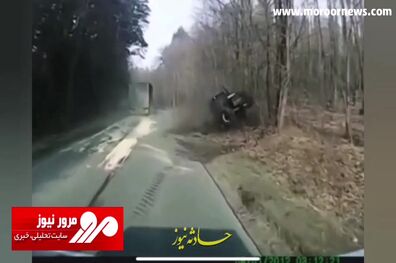 واژگونی مرگبار تراکتور در سبقت کامیون + فیلم
