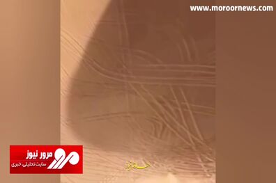لحظه عجیب چپ کردن خودروی لندکروز پرادو وسط کویر + فیلم