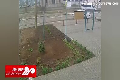 لحظه تکان‌دهنده زیر گرفتن دوچرخه‌سوار توسط راننده بی‌احتیاط + فیلم