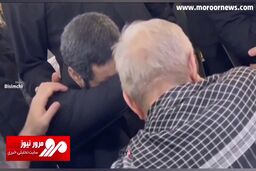 اشک‌های جانسوز حاج سیدرضا نریمانی در لحظه اعلام خبر درگذشت والده توسط حاج منصور ارضی + فیلم